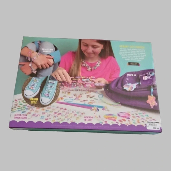 Palooza puffy charms jewelry craft kit  249 pcs ages 6+ - Picture 6 of 6